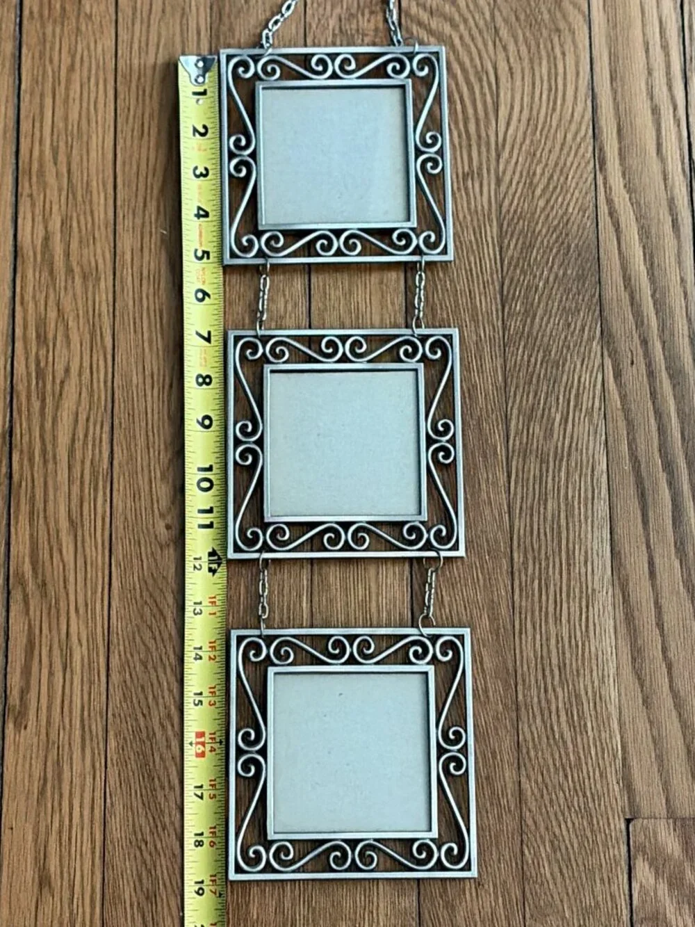 Vintage 1998 Bombay Co Triple Hanging Antique Silver Photo Frames  23